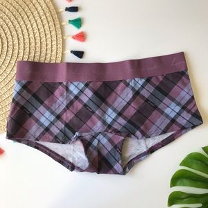 Victoria's Secret PINK Logo Script Boyshort Panty Plaid Purple Medium NEW